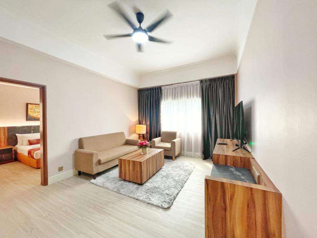 The Avenue M Johor Bahru Exterior foto